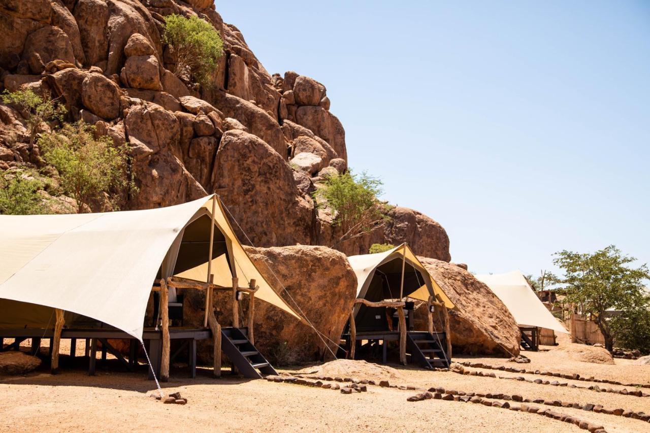 Twyfelfontein Adventure Camp Villa Khorixas Buitenkant foto